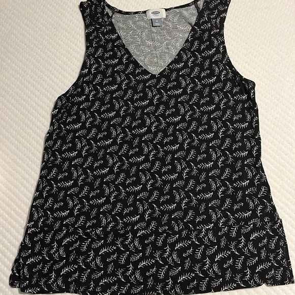 Old Navy Black Top - Picture 1 of 8